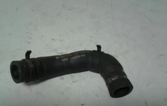 Audi A6 S6 C6 4F Engine coolant pipe/hose 06D121058Q