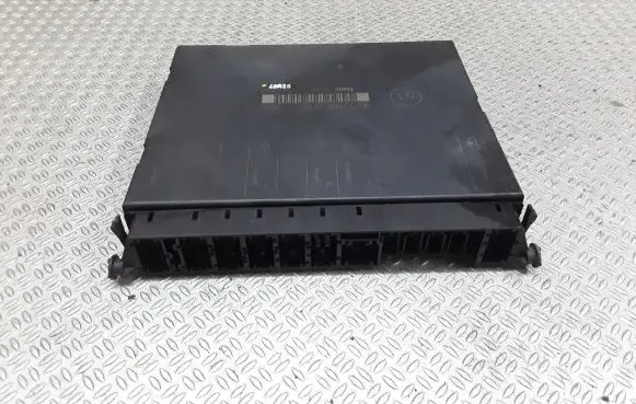 Mercedes-Benz S W220 Seat control module A2208201385