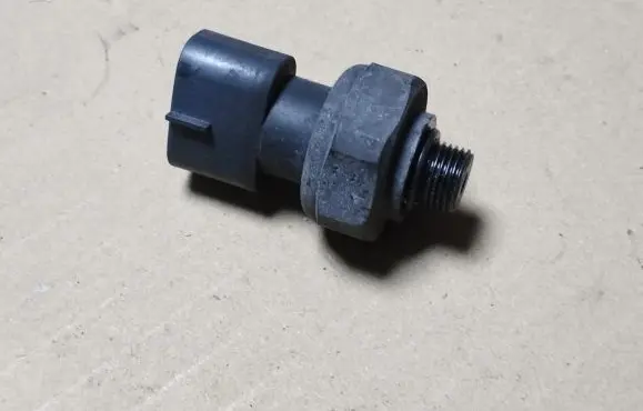 Air conditioning (A/C) pressure sensor