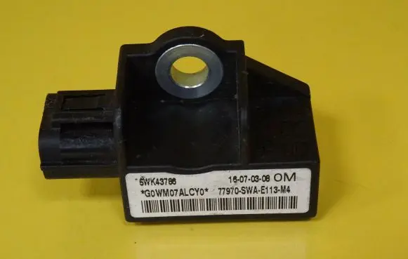 Honda CR-V Airbag deployment crash/impact sensor 77970-SWA-E113-M4
