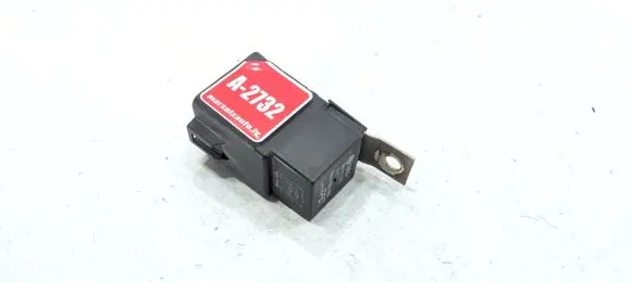Volkswagen PASSAT B7 Other relay 3B0951253