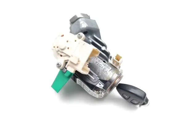 Toyota RAV 4 (XA30) Ignition lock 450200426 626712000 8978342020