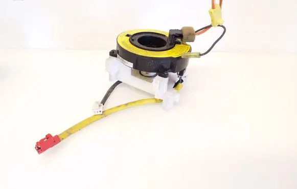 Mitsubishi Carisma Airbag slip ring squib (SRS ring) MR228464