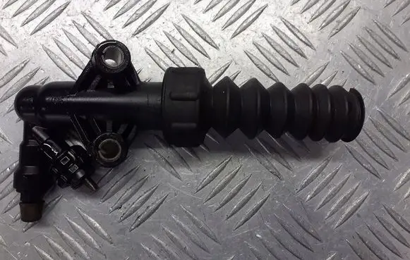 Citroen C4 I Clutch release bearing slave cylinder 