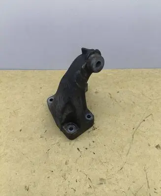 Mercedes-Benz C W203 Engine mounting bracket A6422230004