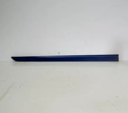 Opel Astra H Front door trim (molding) 24461093