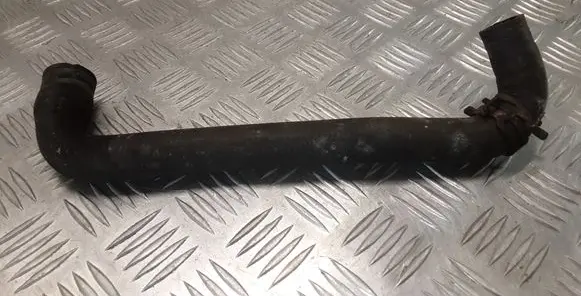 Volkswagen Touareg I Engine coolant pipe/hose