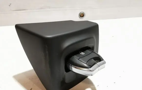 Citroen DS5 Ignition lock 9676427477