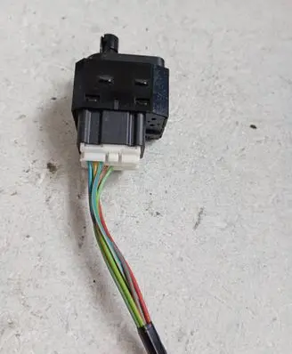 Opel Agila B Electric window control switch 62J00