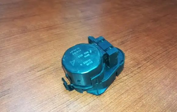 BMW 3 E46 Intake manifold valve actuator/motor 6902853