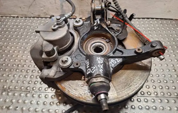 Citroen Jumpy Front wheel hub spindle knuckle S17986265 364793