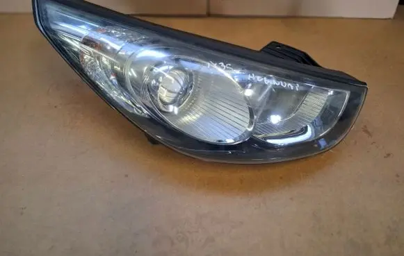 Hyundai ix35 Headlight/headlamp