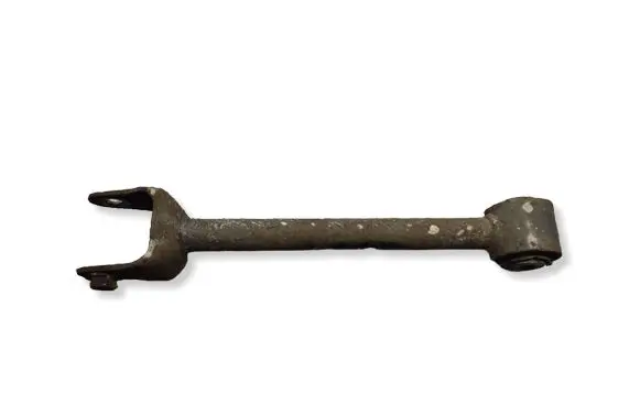 Mazda 3 III Rear control arm 