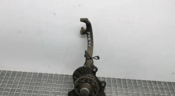 Mercedes-Benz S W221 Front wheel hub