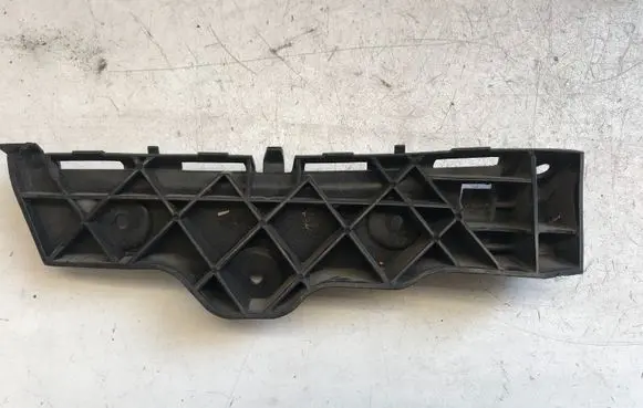 Mitsubishi Colt Bumper support mounting bracket corner MN105272 MN105272RH