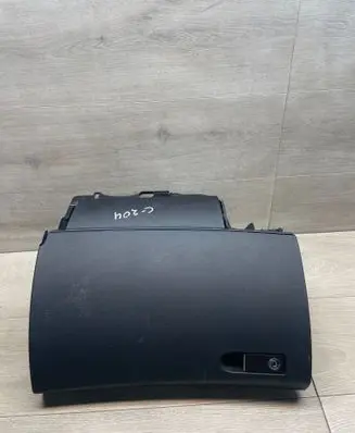 Mercedes-Benz C W204 Glove box A2046803391 0000871820 000009
