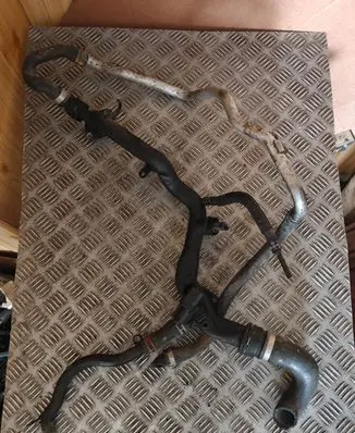 Audi A7 S7 4G Engine coolant pipe/hose 06E121045