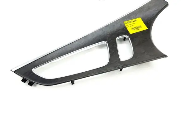 Audi A7 S7 4G Front door trim bar 4G8867409