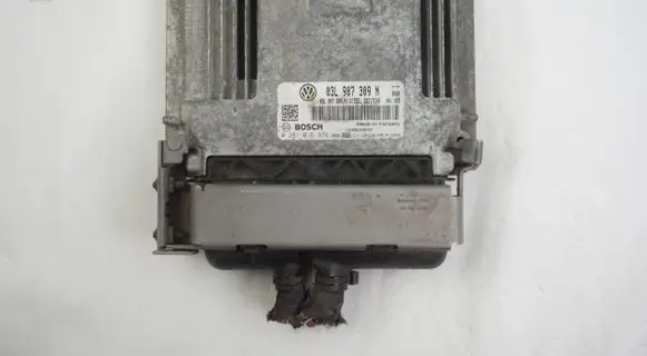 Volkswagen PASSAT B7 Engine control unit/module 03L907309N 0281016374