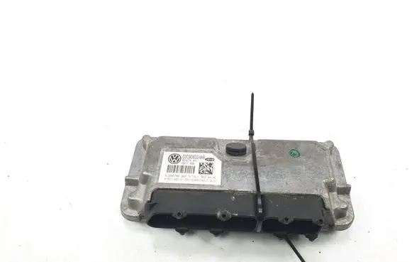 Volkswagen Golf V Engine control unit/module ECU 03C906024AS