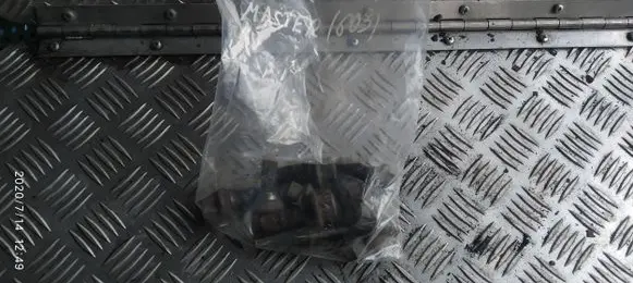 Renault Master II Nuts/bolts 