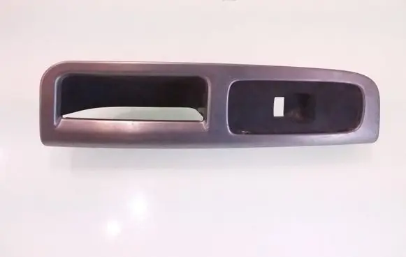 Volvo V50 Front door window switch trim 8663817