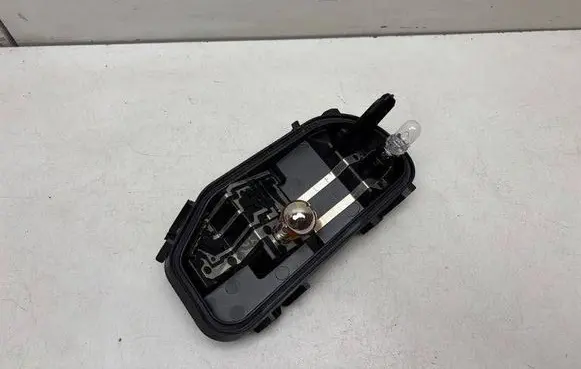 Audi A6 S6 C6 4F Tail light bulb cover holder 89393112