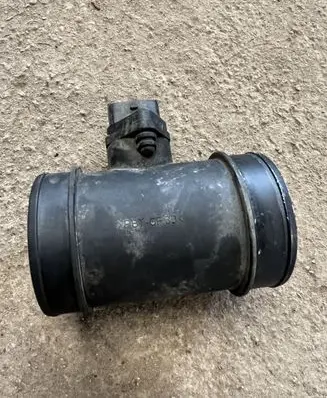 Opel Frontera B Mass air flow meter 0281002184 028100218