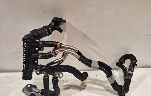 Renault Austral Engine coolant pipe/hose 210471383R