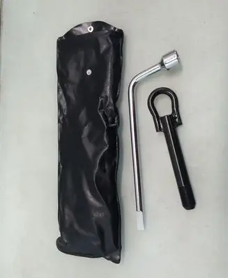 Toyota Yaris Tool set 