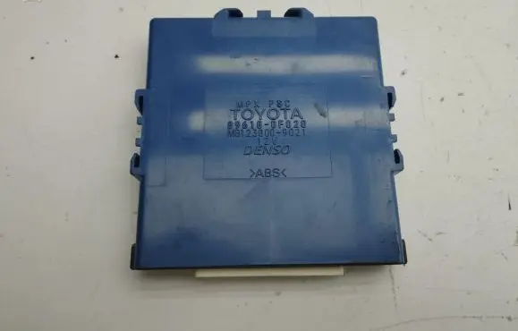 Toyota Corolla Verso AR10 Combustion control unit/module 896180F020