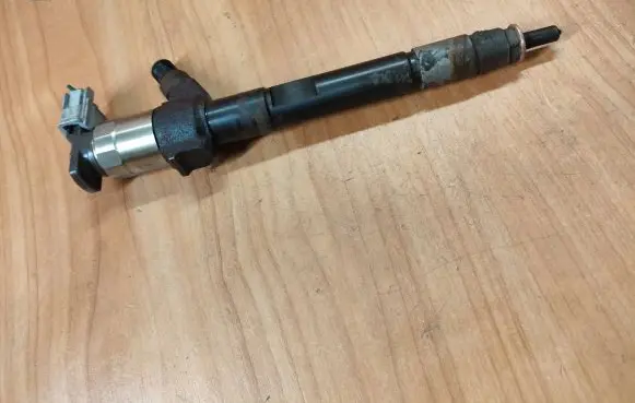 Mitsubishi Outlander Fuel injector 1465A323 08P02840