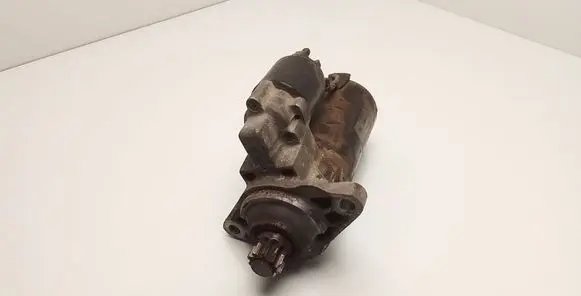 Volkswagen Touran I Starter motor 02E911023H 00010DB09E