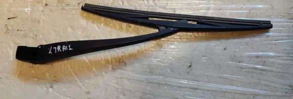 Nissan X-Trail T31 Rear wiper blade arm 06323 39852