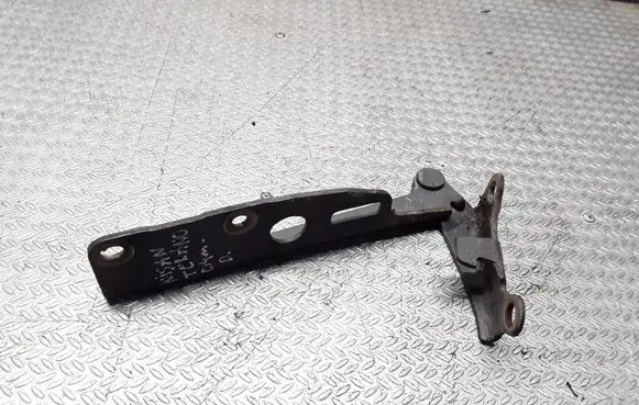 Nissan Terrano Engine bonnet/hood hinges