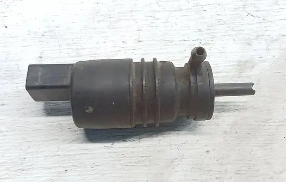 Mercedes-Benz ML W163 Windscreen/windshield washer pump