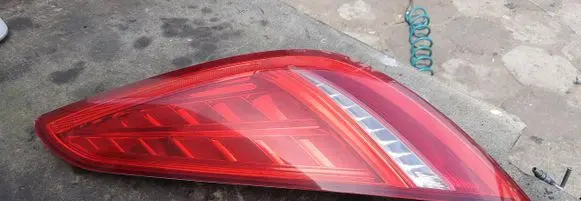 Peugeot RCZ Rear bumper light YM40701180