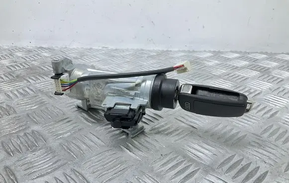 Audi A3 S3 8V Ignition lock 5Q0905865 8V0837220