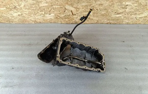 Oil sump