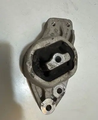 Ram 1500 Engine mount bracket 68248780AC 4B3950783A 201104A233
