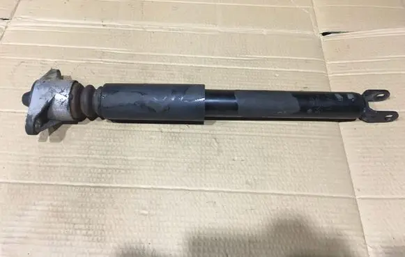 KIA Ceed Rear shock absorber/damper 55311AXXXE