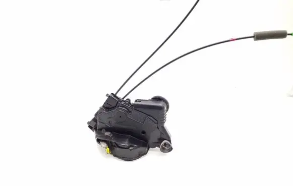 Toyota Prius (XW30) Front door lock
