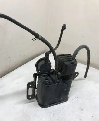 Toyota Prius (XW20) Active carbon filter fuel vapour canister 