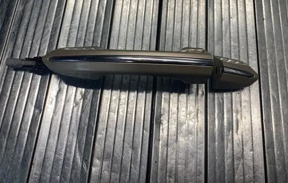 Ford Fusion II Front door exterior handle DS73F26604B DS73F22404AB
