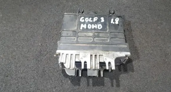 Volkswagen Golf III Engine control unit/module 0261203186 0261203187