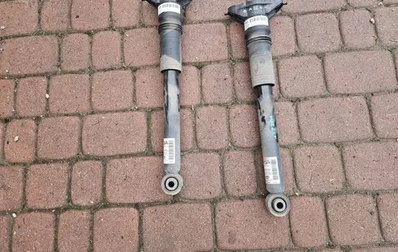 Opel Mokka B Rear shock absorber/damper 98426923800