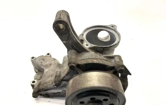 Honda CR-V Water pump 