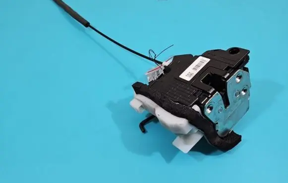 Hyundai i20 (GB IB) Front door lock IMPRK1424036