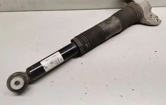 Land Rover Evoque II Rear shock absorber/damper K8D218080AB