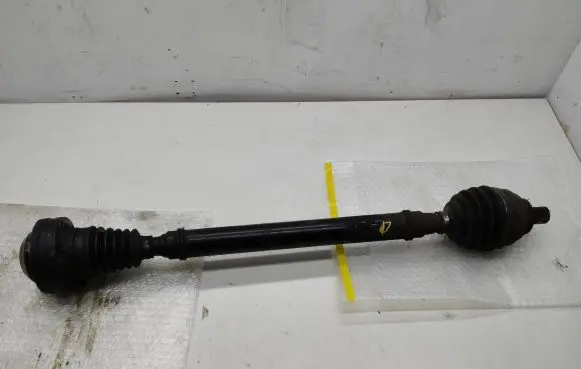 Seat Alhambra (Mk2) Front driveshaft